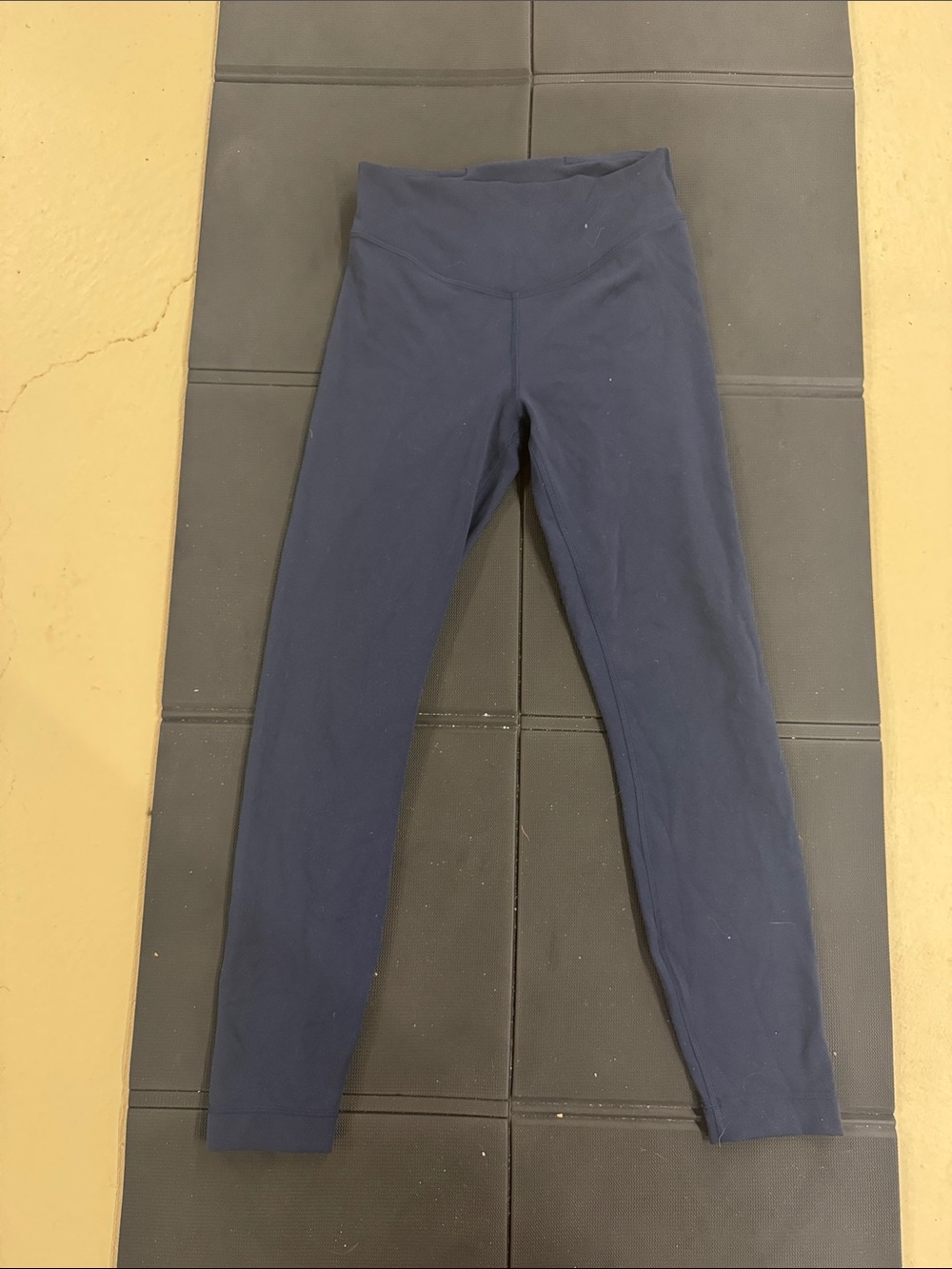 Lululemon Women’s Navy High-Waist Active Leggings